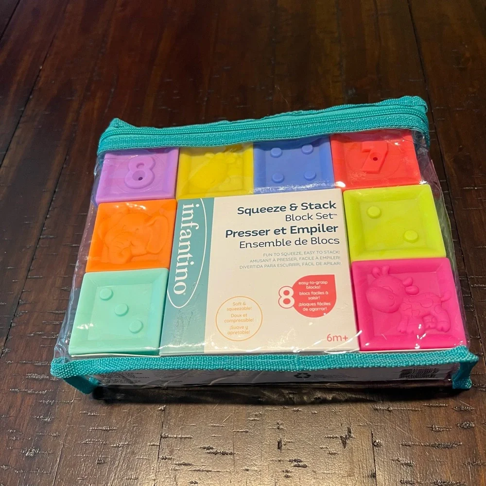 Infantino Squeeze & Stack Colorful 8 piece Baby Block Set 6 months and up
